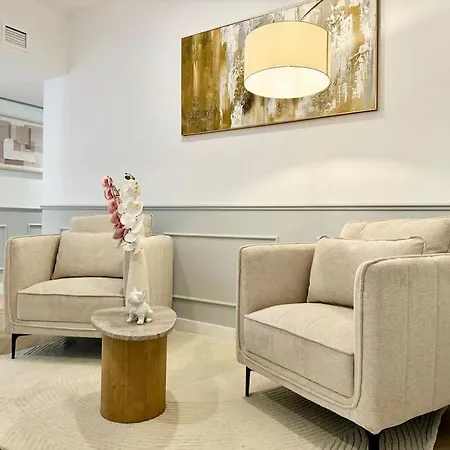 4bd Soho Luxe Retreat Terrace 2bh & Ac Malaga
