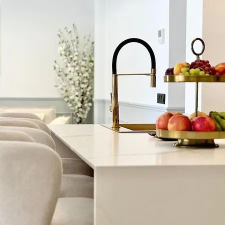 4bd Soho Luxe Retreat Terrace 2bh & Ac